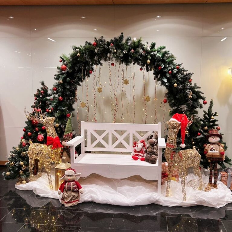 Новогодня фотозона Алматы